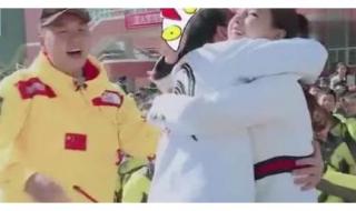 和女生聊天,她突然叫你一声哥什么意思 女生一声哥16人回应