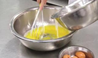 网上说方便面制造过程很恶心肮脏,到底过程是怎样的会要有些人不敢吃.(详细回答制造过程怎样恶心)谢 方便面制作过程全曝光